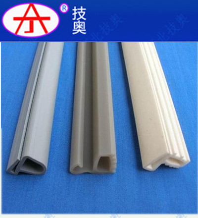 Flame-retardant sealing bar